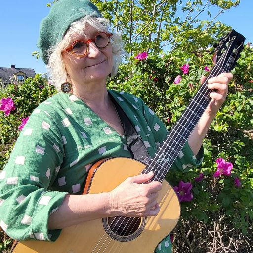 gitte_gitarr_millan.jpeg